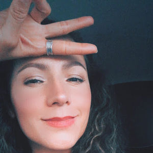 Meet your Posher, Lupita